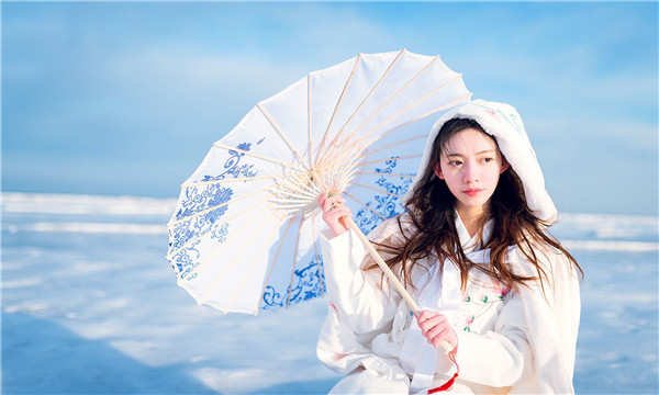 南林乡试管代怀生子多少钱一个？助孕之路的费用分析与方案选择